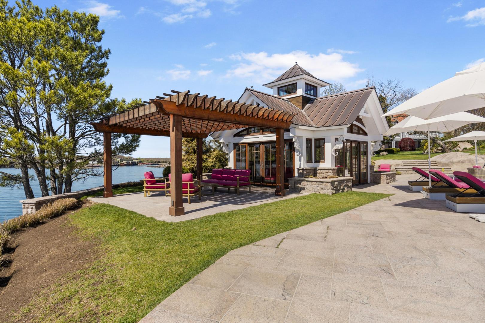 Rogers Island – Private island in Connecticut, United States